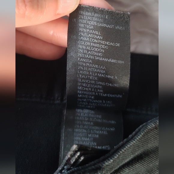 H&M Black Jean Shorts size 8 - Picture 5 of 5